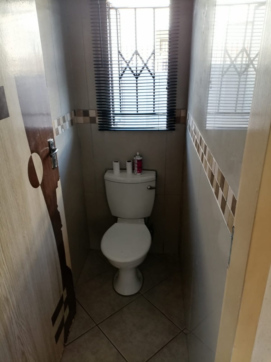 To Let 2 Bedroom Property for Rent in Mabopane Unit X North West